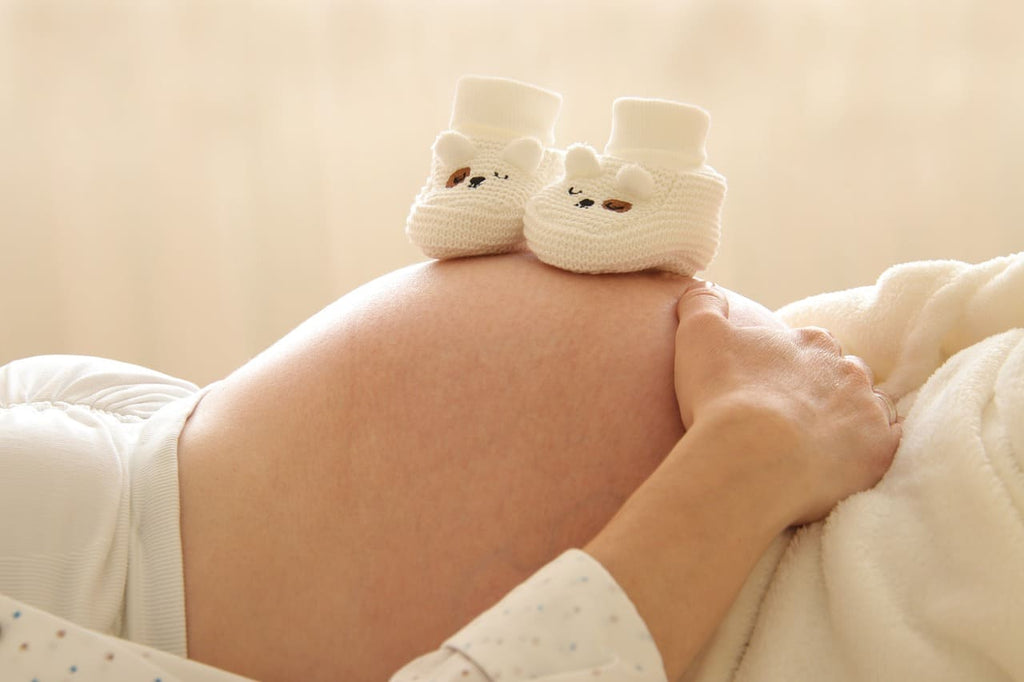 Rêver de sa mère enceinte : Interprétation et significations