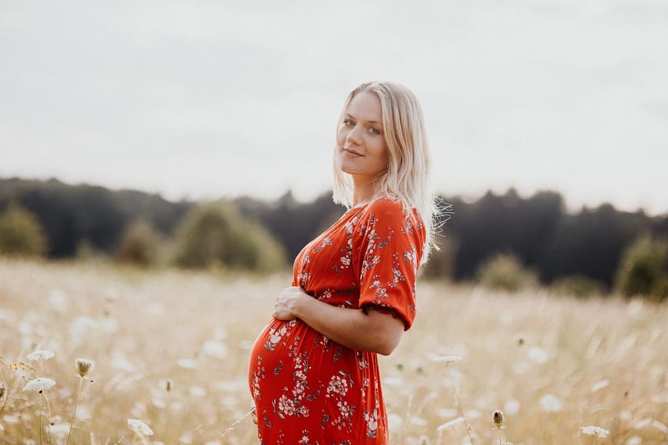 Rêver de femme enceinte: Signification et interprétations